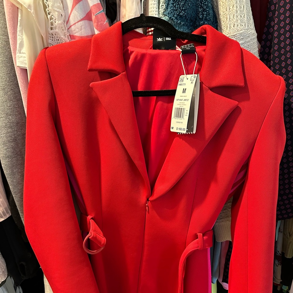 **AS SEEN ON CHRISHELL season 6 episode 2 SELLING SUNSET**